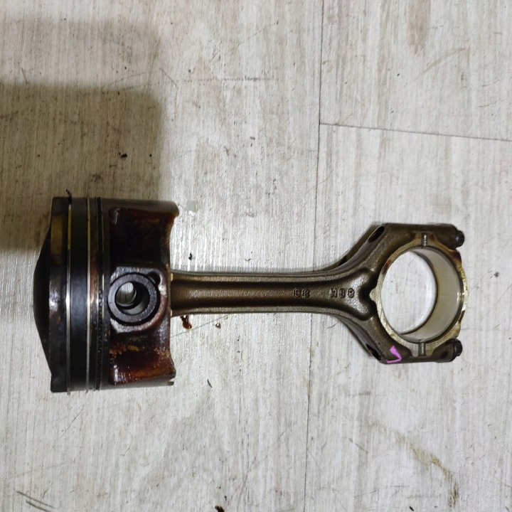 piston with connecting rod Suzuki Vitara (LY) 08488
