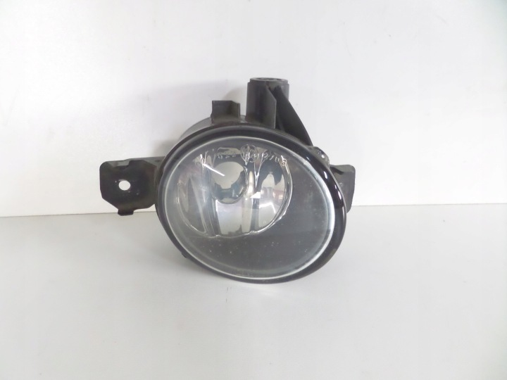 FEUX ANTIBROUILLARD AVANT DROITE BMW 1 E87 COUPE CABRIO 04