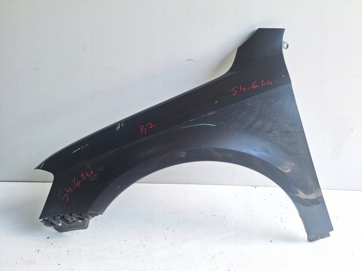 VOLKSWAGEN PASSAT B7 10-14 fender left