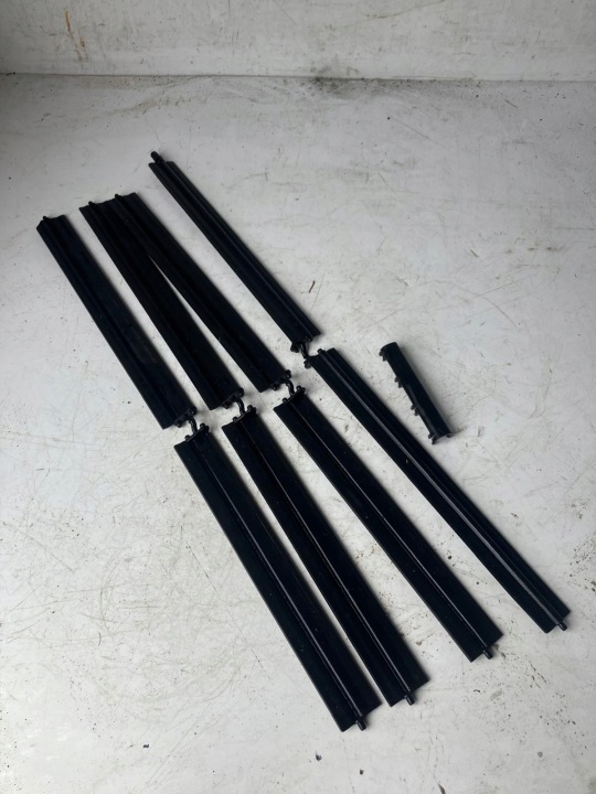 SKRZYDELKA ROLETY ZALUZJI supports of the front PEUGEOT 508 and LIFT