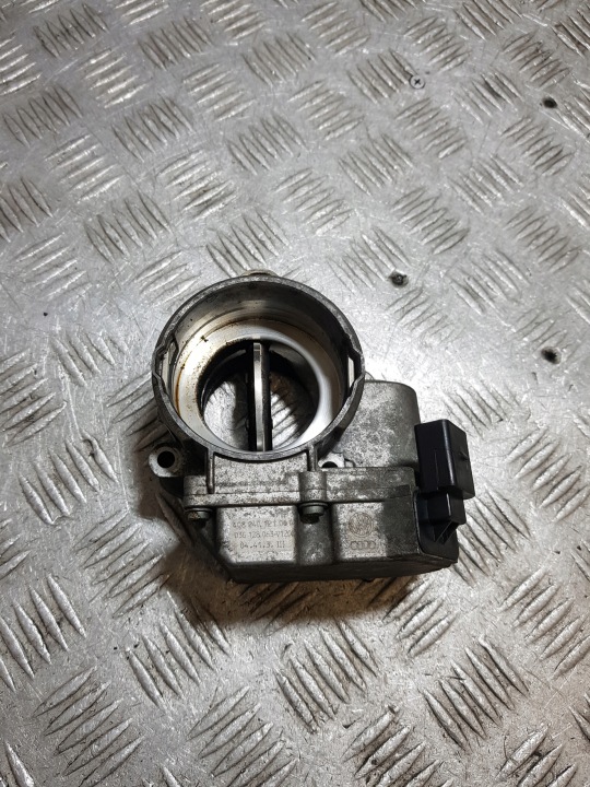Vanne boitier papillon VOLKSWAGEN PASSAT B6 1.9 TDI 03G128063