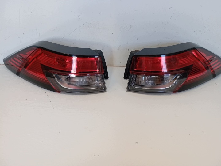 Licht heck hinten TOYOTA COROLLA CROSS rechts links