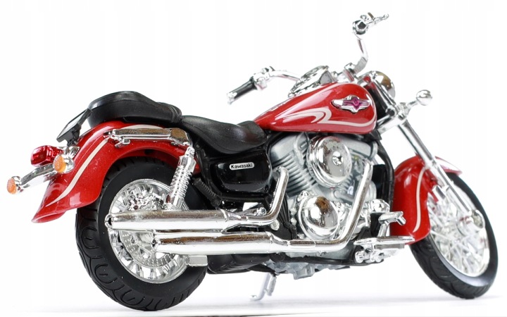 WELLY '02 KAWASAKI VULCAN 1500 CLASSIC 1:18 нова модель мотоцикл 12168 — фото 6
