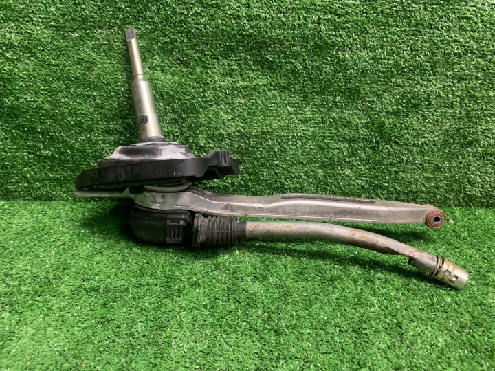 schaltgestänge schaltgehäuse MERCEDES-BENZ C-KLASA W204 2.2CDI A2042670088