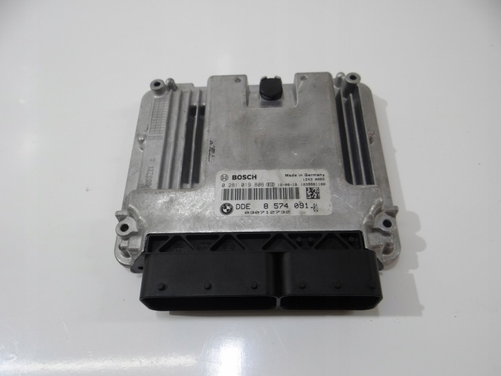 Bedienteil Computer DES MOTORS BMW 5 F10 F11 N47D20C 8574091