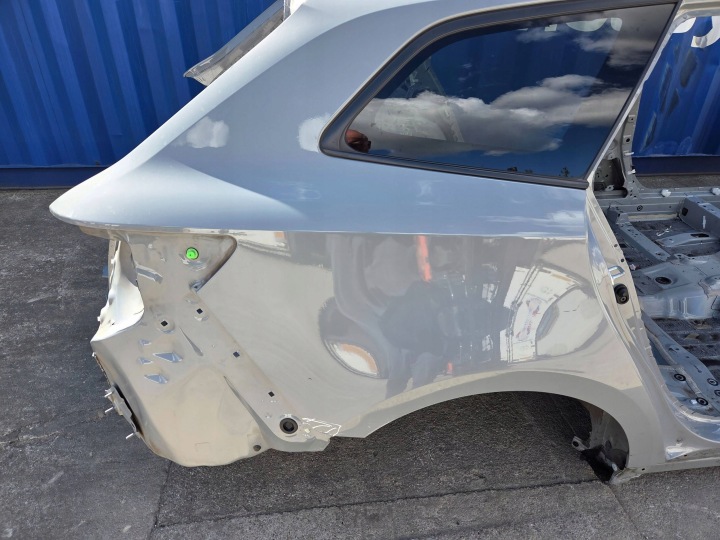 Toyota Corolla E21 Kombi LONGHERONE posteriore Destro