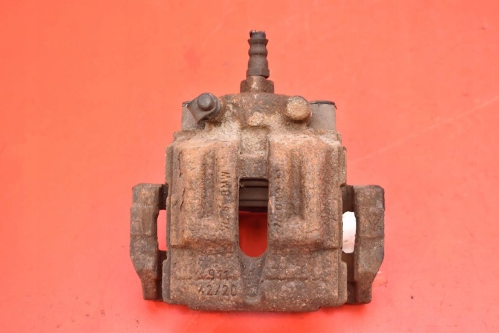 PINZA FRENO freno Destra posteriore BMW E90 E91 2.0i 143 KM 08-13