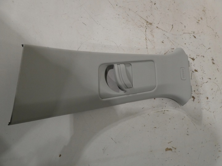 COUVERTURE TABLIER MOTEUR CÔTÉ SLUPKA GAUCHE SKODA FABIA 6V0867243