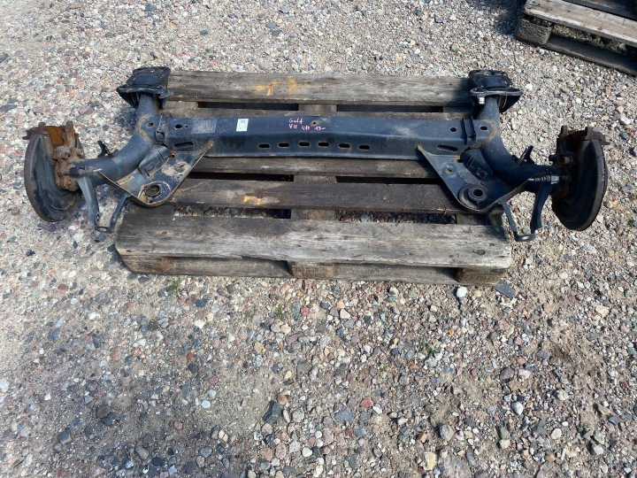 VW GOLF VII LIFT HB träger Achsträger heck achse hinten 5Q0501049BH