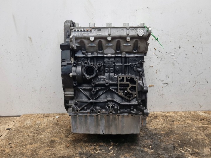 engine BRR VW TRANSPORTER T5 1.9 TDI PO REMONCIE KAPITALNYM unprotected pillar
