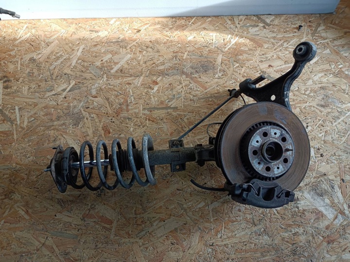 Achsschenkel Radnabe Radlager vorne rechts schenkel Stoßdämpfer Volvo S80 und 99-03