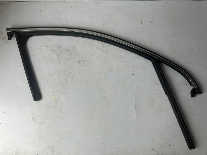 Châssis Joint Portière Droite Avant PEUGEOT 308 T9 CHROM