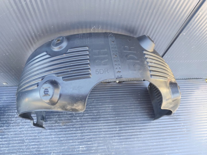 HYUNDAI I20 II belsösárvédö far hátsó jobb