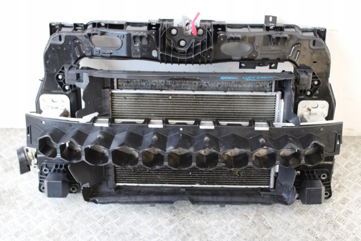Schlossträger vorne Kühler Versteifung FIAT 500L 500 L CROSS LIFT 1,4i