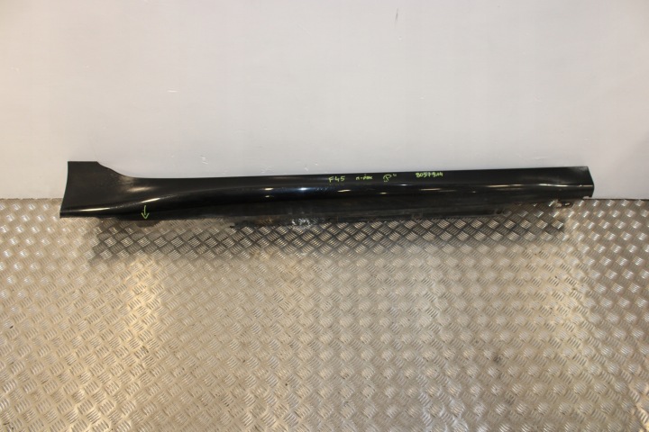 Copertura MINIGONNA MINIGONNA Destra 8057914 BMW 2 F45 ACTIVE TOURER