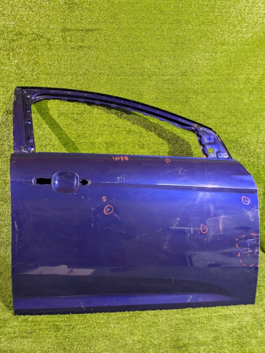 dveře přední pravé pravý předek FORD FOCUS MK3 III NR.4078