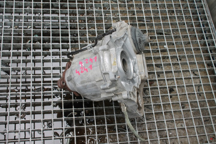 4241. REDUKTOR BMW 3,0 8747766