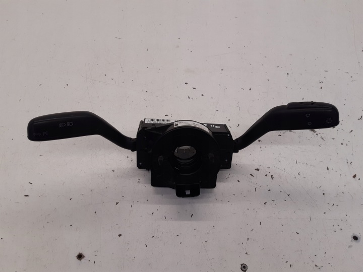 Commodo essuie glace Anneau Airbag volant zwijak 7H0953503CQ Skoda Fabia II Kombi