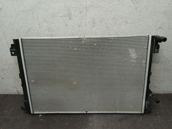 chladič vody oleja HYUNDAI EV-6 EV 6 EV6 IONIQ 5 V 97661-KL000