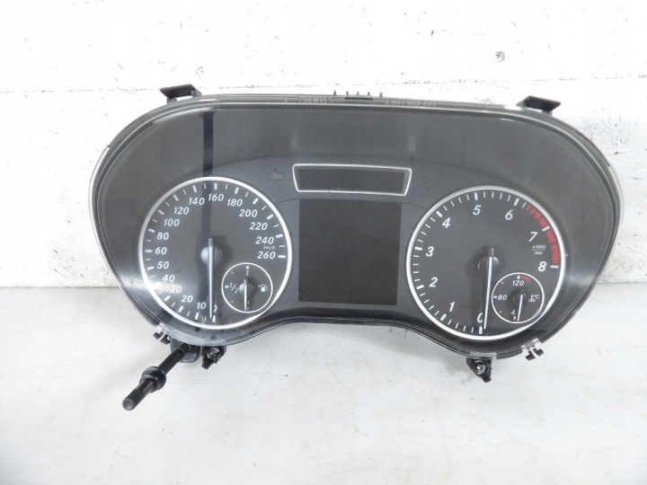 MERCEDES W176 Instruments tachymètre compte tours Horloge montre tableau bord A1769008101