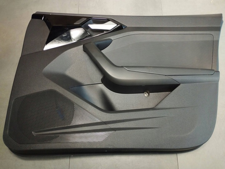 Audi A1 side door right front 82G867134