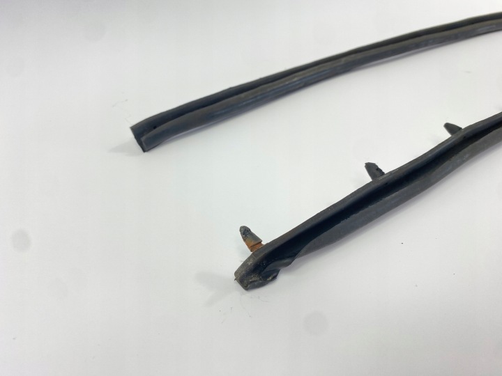 LE DROIT DES BOTTES MERCEDES W124 COMBI 6