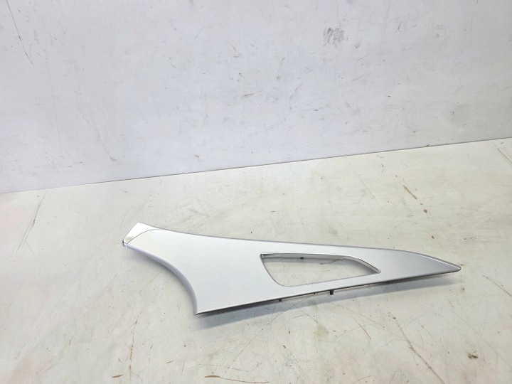 moulding DEKOR door AUDI A6 C7 right front 4G0867410 SZCZOTKOWANE aluminium