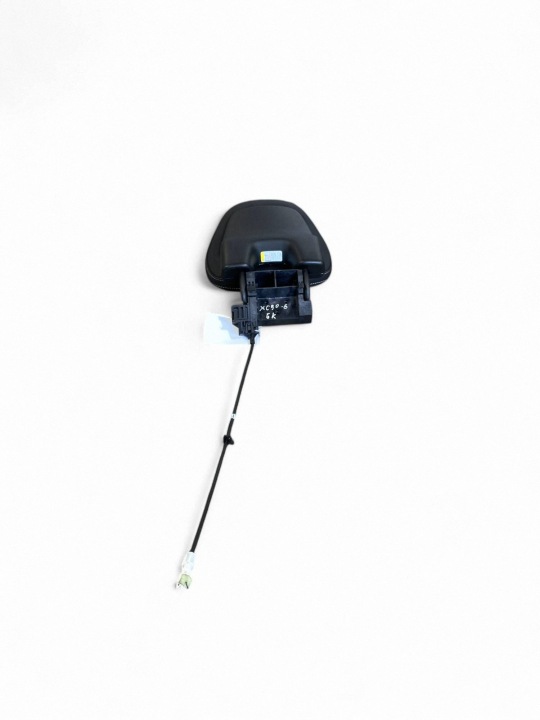 Volvo XC90 2022 Rear seat head restraint 8