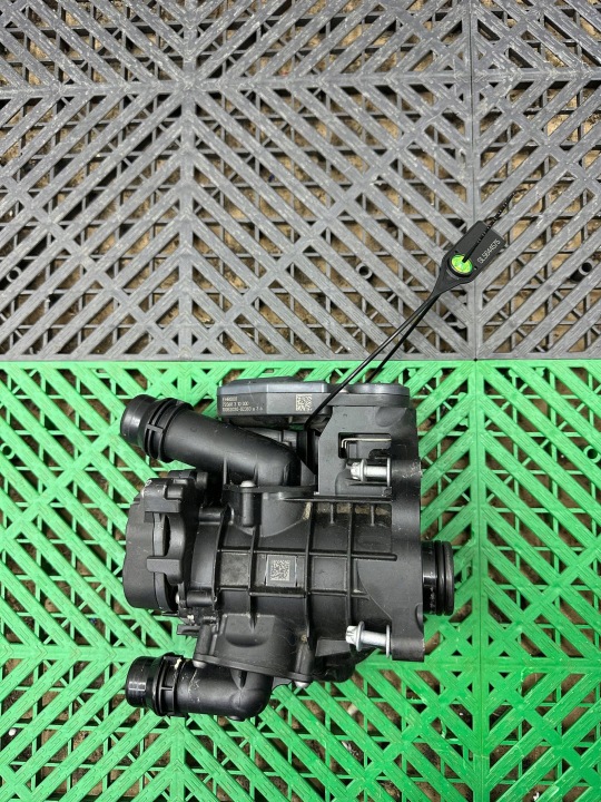 Scatola termostato BMW 3 G20 G21 8642560