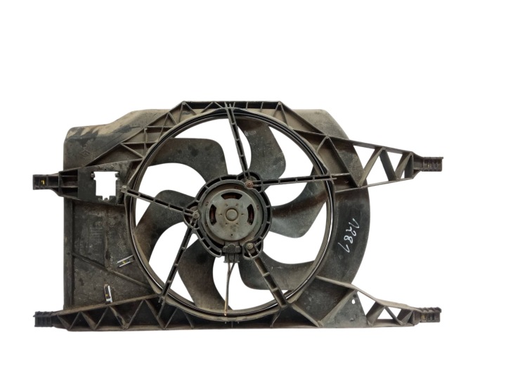 ventilátor chladiče 1.9 DCI 8200025635 Renault Laguna II (2000-2007)
