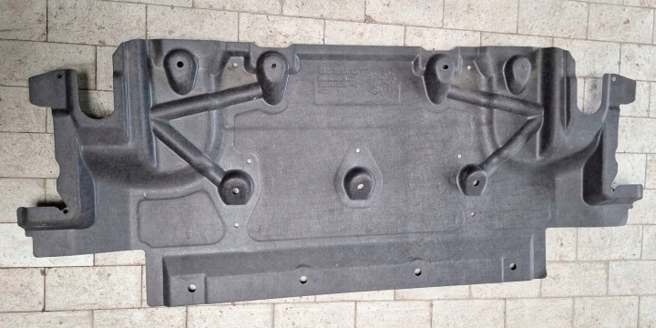 cover cover below engine Renault 5 E-Tech 4 e-tech 748140807R