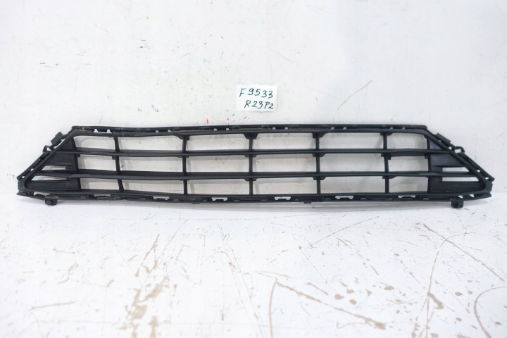 maska Mriežka Nárazníka predok VOLVO XC60 II 2 2017- 32296070