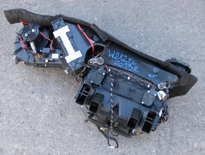 MERCEDES W212 LIFT E KLASA 13R heater A2128305160