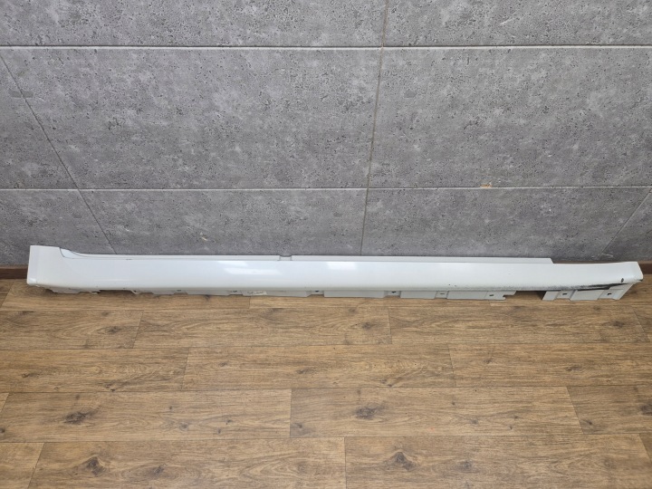 BMW F02 F04 LONG MINIGONNA Destra modanatura MINIGONNA Destro A96 MINERALWEISS 7324756