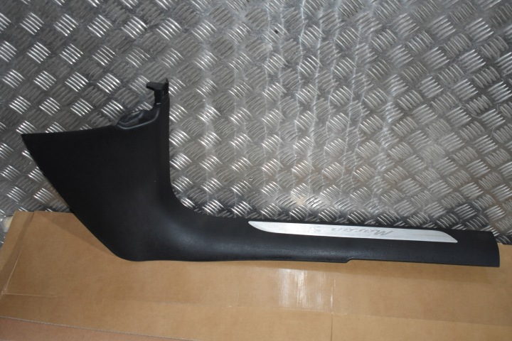 IDEALNA moulding cap threshold right PORSCHE MACAN S 1