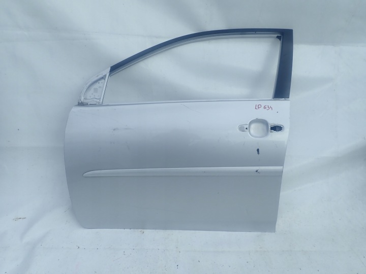 TOYOTA COROLLA E14 E15 Berline 06- Portière Gauche Avant