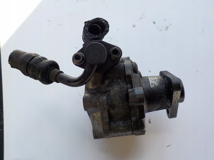 AUDI A6 C6 2.0 TDI ORG Pompe direction assistée 4F0145156C