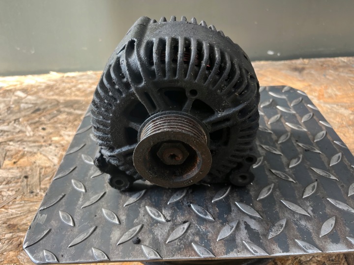 ALTERNATOR AUDI A6-C6 059903015R