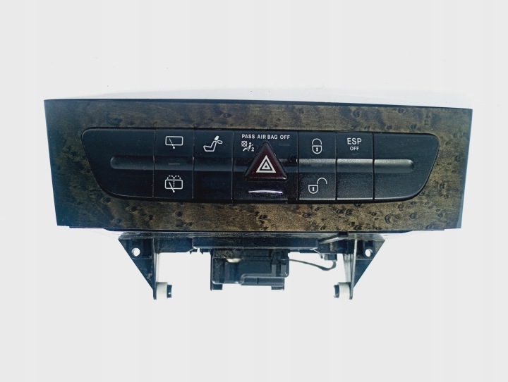 interruttore PANEL PRZYCISKOW OE A2116800552 MERCEDES W211 E klasa KOMBI 03-09