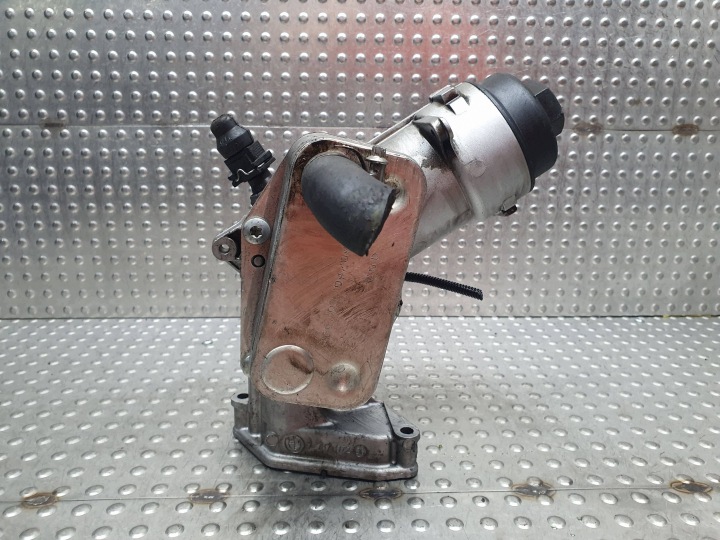 oil filter holder radiator 7787072 BMW E46 E87 E90 E60 X3 E83 2.0D M47