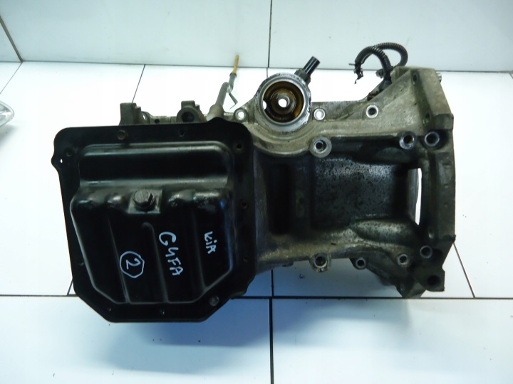 HYUNDAI I30 1.4 16V G4FA 2008 oil sump 21135-2B000