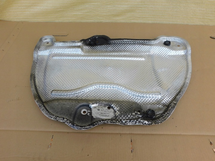Couverture tablier moteur Termiczna Audi Q3 83A RSQ3 83A825701 Original Real Foto