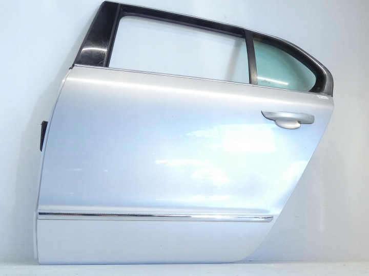 dvere Ľavé ľavý zadok zadné SKODA SUPERB II 3T SEDAN LA7W SREBNE