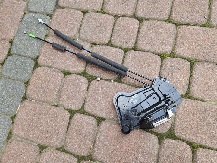 de la Serrure Portière Avant Avant Droite H5 Toyota Camry VIII XV70 40221032