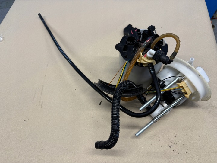 VW PASSAT B6 1.8 TSI Pompe Pompe Carburant 3C0919051AE