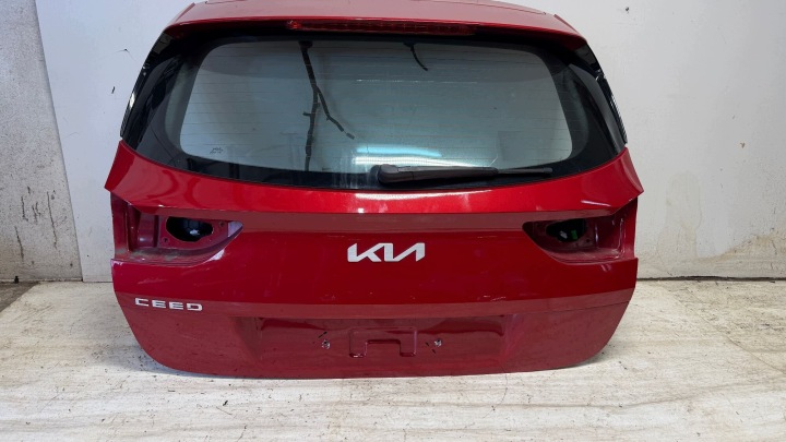 KIA CEED III LIFT KOMBI heckklappe kofferraumdeckel Abdeckung Kofferraum A9 AA9 21-25