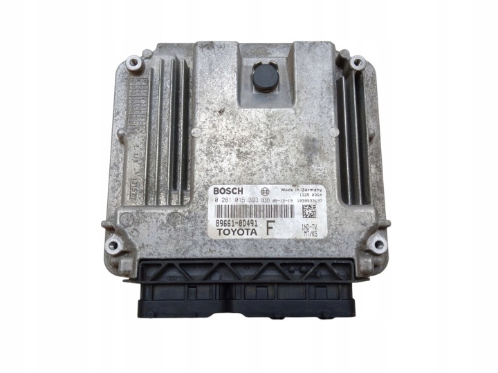Computer Bedienteil DES MOTORS TOYOTA YARIS II 1.4 D4D 89661-0D491 0281015393