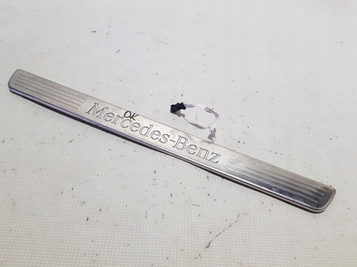 cap threshold front front side left Mercedes CLA W117 W246