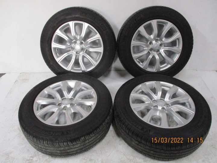 KOLESÁ DISKY GUMY RANGE ROVER EVOQUE R18 6MM