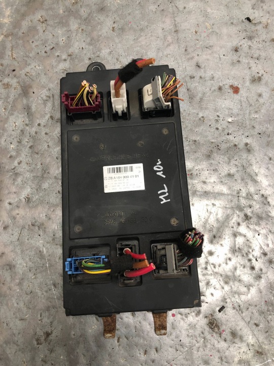 upravljačka kompjuter računalo SAM MERCEDES ML W164 A1649004101